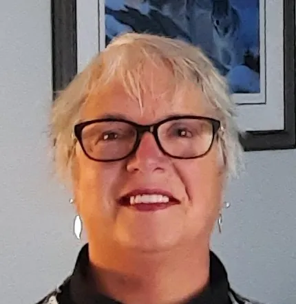 Portrait of Karen L, Homestay Coordinator